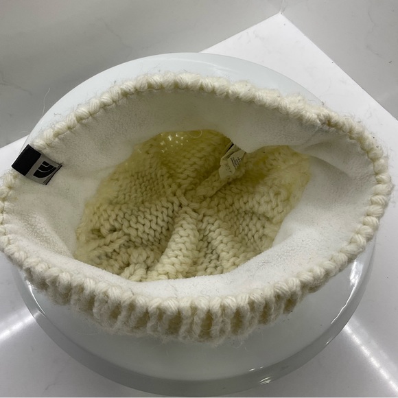 The North Face Knit Hat Wool‎ Blend Alpaca girl’s medium - Picture 4 of 6